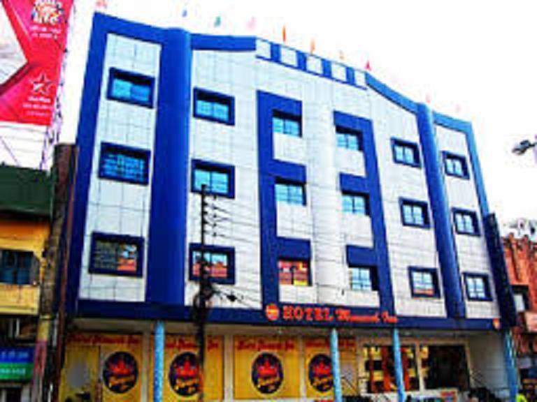Rnb Lucknow Hotel Esterno foto