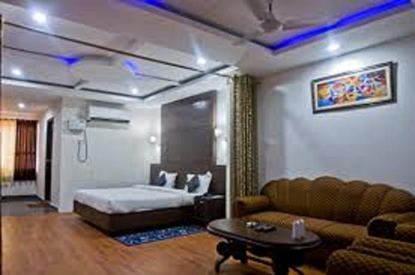Rnb Lucknow Hotel Esterno foto
